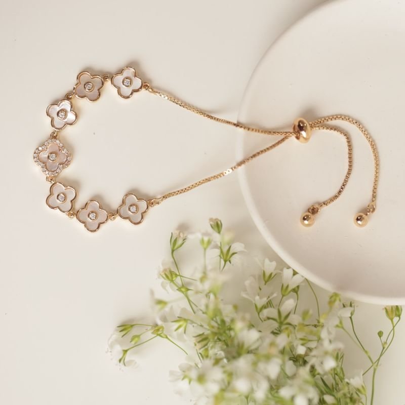 PULSEIRA TREVOS MADREPÉROLA