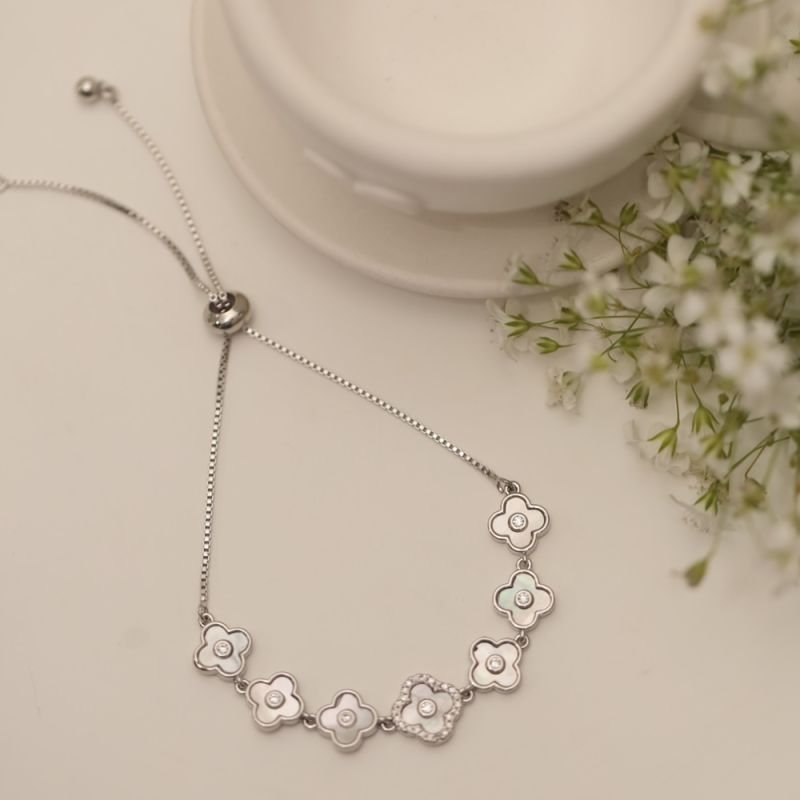 PULSEIRA TREVOS MADREPÉROLA