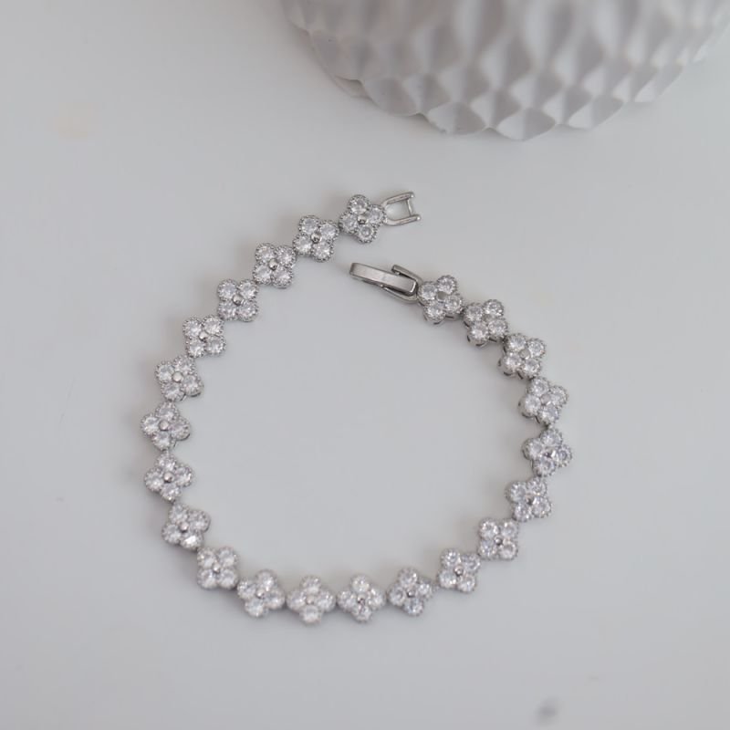 PULSEIRA TREVOS ZIRCÔNIAS