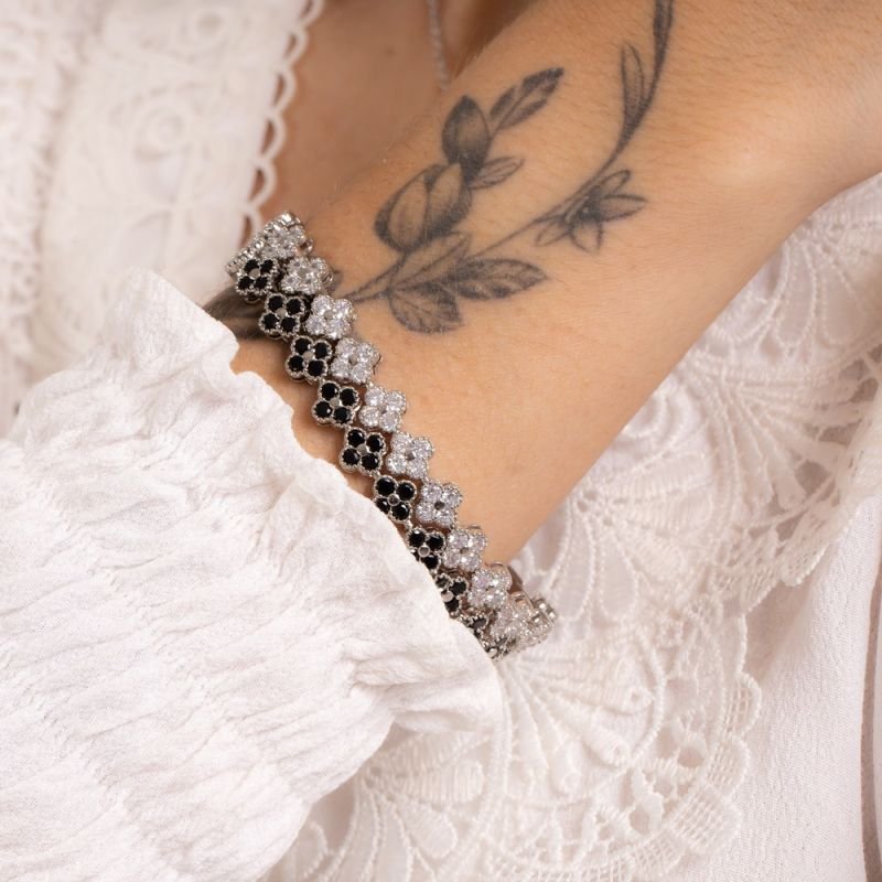 PULSEIRA TREVOS ZIRCÔNIAS