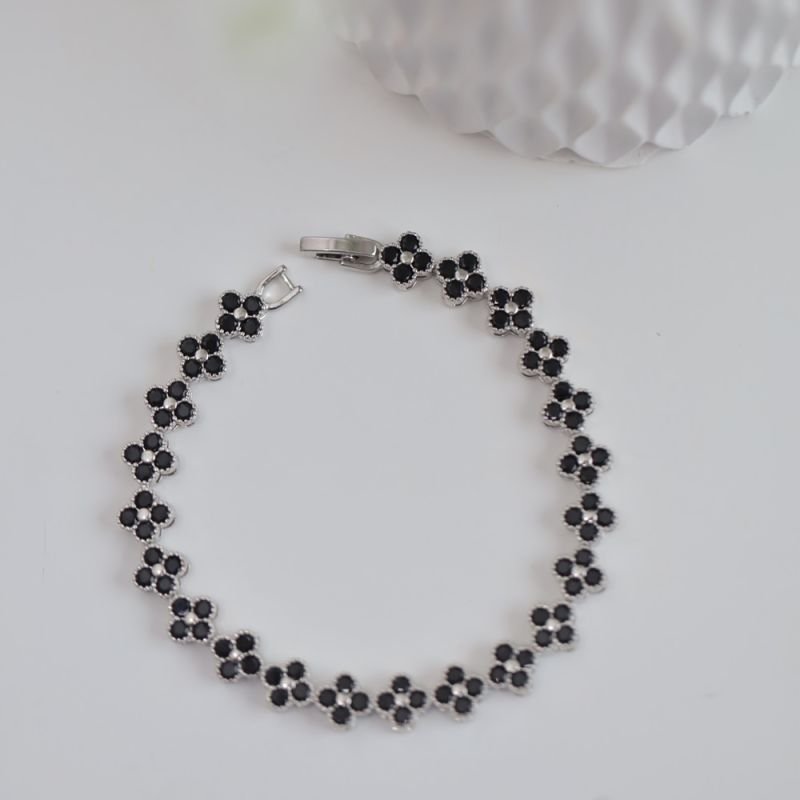 PULSEIRA TREVOS ZIRCÔNIAS